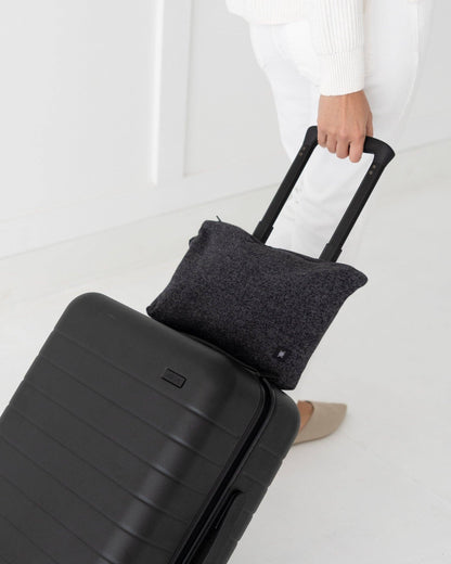 zestt organics - The Dreamsoft Travel Scarf Carry Pouch - Graphite