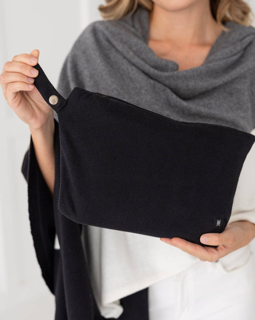 zestt organics - The Dreamsoft Travel Scarf Carry Pouch - Black